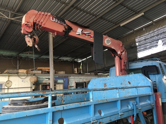 6ล้อติดเครน5ตัน