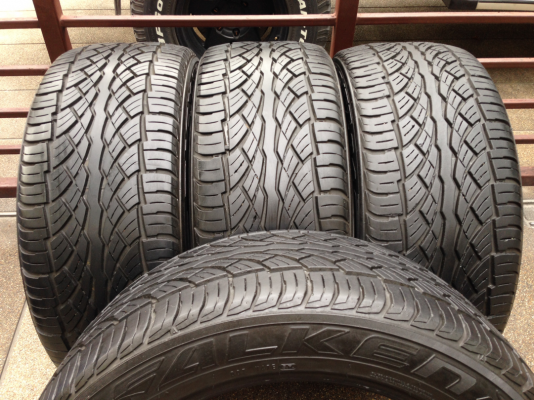 ยาง FALKEN 265 50 20 ปลายปี12 ดอกเต็ม ใช้งานน้อย ราคาไม่แพง