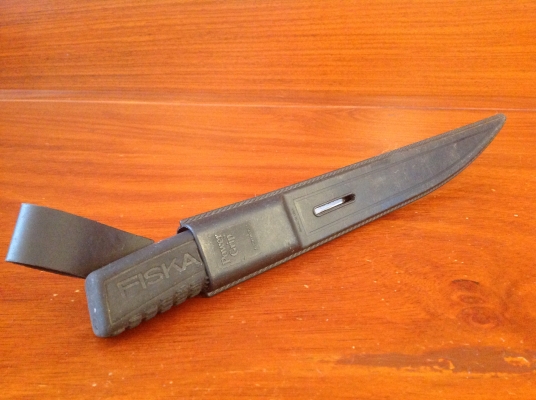 ขายมีดแล่ปลา Vintage Power Grip Fiskars มีที่ลับมีดในปอก