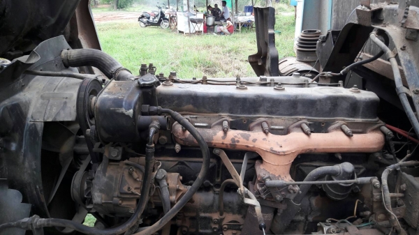 หกล้อ อีซูชุ FSR11H 165พ.เวอร์ ช่วงยาว5.50ม สภาพดีสวยพร้อมใช้ ทะเบียนพร้อมโอย หกล้อ อีซูชุ FSR11H 165พ.เวอร์ ช่วงยาว5.50ม สภาพดีสวยพร้อมใช้ ทะเบียนพร้อมโอย