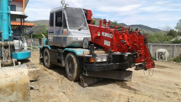 ขายเครน KOBELCO RK70M2 มีเล่มทะเบียน ขอดูคลิปการทำงานได้แอดไลน์ ID 0856205904