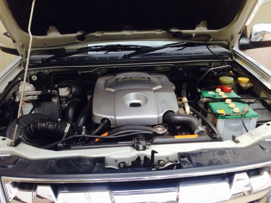 ISUZU Hi-Lander 2.5 iTEQ Space Cab สีเงิน ปี 2011 เจ้าของขายเอง