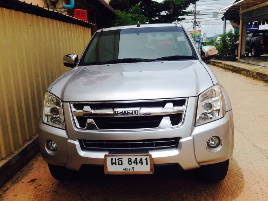 ISUZU Hi-Lander 2.5 iTEQ Space Cab สีเงิน ปี 2011 เจ้าของขายเอง
