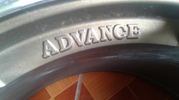 ขายตามสภาพยางขอบ18น๊อต6รูลดเหลือ10000บาท ขายตามสภาพยางขอบ18น๊อต6รูลดเหลือ10000บาท