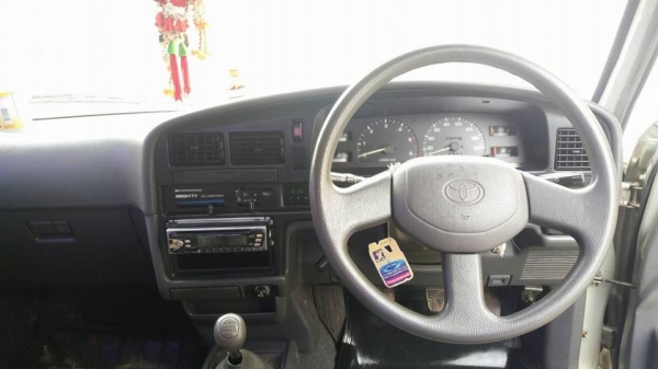 รถบ้านแท้ โตโยต้าไมตี้เอ็กแค๊ป ตัวพิเศษ ลักจูลี่ 2.5 SGL ปี 39 โฉมโปร่งท้ายแท้ รถบ้านแท้ โตโยต้าไมตี้เอ็กแค๊ป ตัวพิเศษ ลักจูลี่ 2.5 SGL ปี 39 โฉมโปร่งท้ายแท้