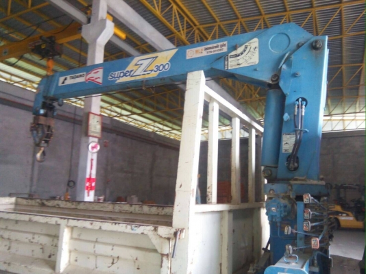 รถอีซูซุ 6 ล้อ NQR ติดเครน 3 ตัน. / 175 แรงม้า.  ปี 50.     สนใจติดต่อ  081 - 6079515