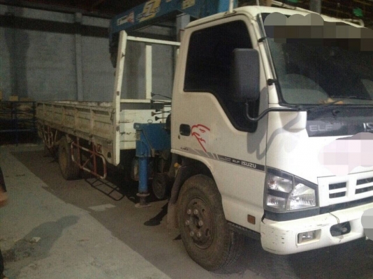 รถอีซูซุ 6 ล้อ NQR ติดเครน 3 ตัน. / 175 แรงม้า.  ปี 50.     สนใจติดต่อ  081 - 6079515