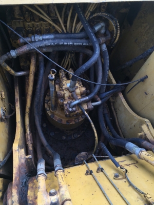 ขาย Cat320c เล่มทะเบียน มี 2 คัน 18000 ชม ดูได้ที่ลาดหลุมแก้ว