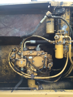 ขาย Cat320c เล่มทะเบียน มี 2 คัน 18000 ชม ดูได้ที่ลาดหลุมแก้ว