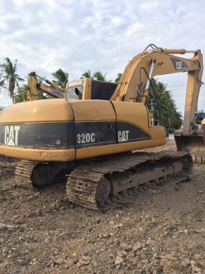 ขาย Cat320c เล่มทะเบียน มี 2 คัน 18000 ชม ดูได้ที่ลาดหลุมแก้ว