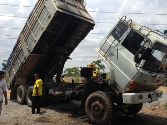 สิบล้อดี้ม FM227LA. 220 แรงม้าเกียร์อีตั้น เบรคชิฟฟี่ 2เพลา