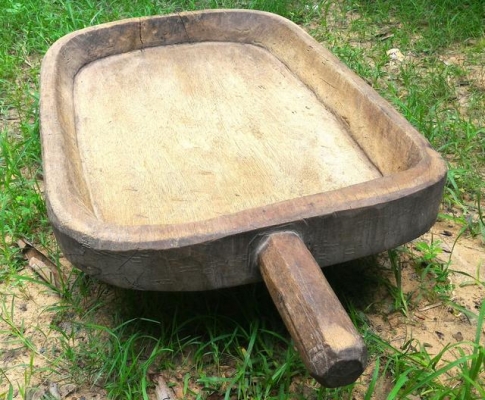 กระโบมโบราณตัวใหญ่ T01 งานแกะสลักมือ ใช้ส่ายข้าวเหนียวน้ำหนักมาก งานไม้อิสานใต้แท้ มีชิ้นเดียวในโลก