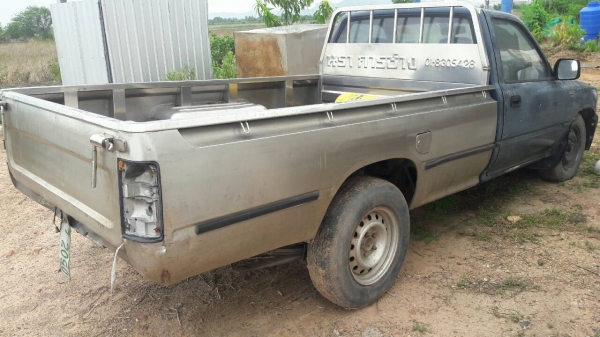 ขาย- รถกระบะ TOYOTA MIGHTY X ดีเซล เครื่องเดิม กระบะสแตนเลส ช่วงยาวพิเศษ ไม่ผุครับ