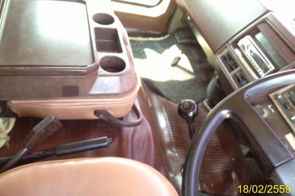 HINO FD  HO7 C  180 แรง  ดั้มท์เกษตร  5 เมตร  รถพร้อมใช้  ราคา  580,000  บาท