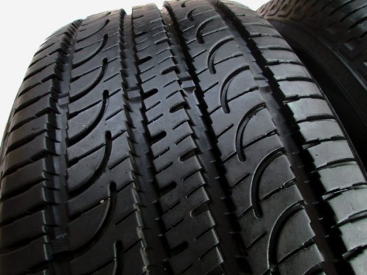 ขายยาง YOKOHAMA GEOLANDA 235-55-18 ปี14 สวยจัด 1คู่