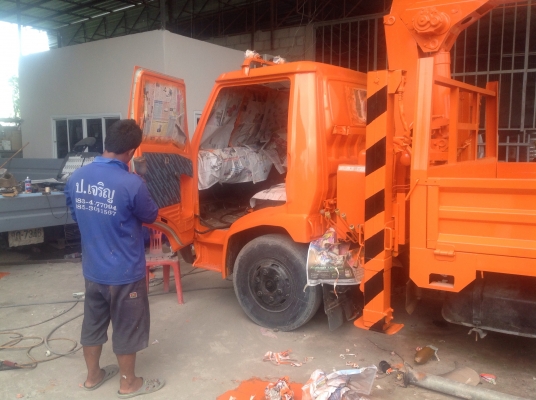 สด  510000 บาท จองแล้ว  หกล้อ 120 แรง เครน 3 ตัน 4 ปอก 3 ชัก