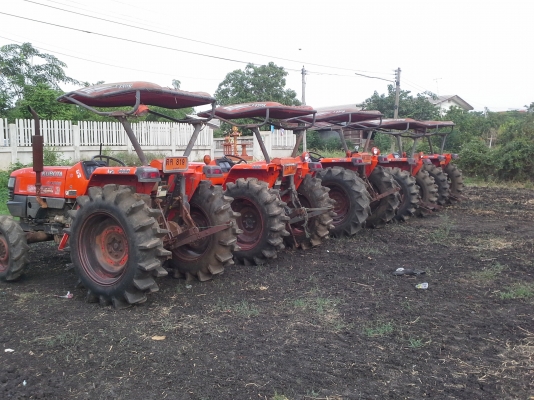 ขาย4508มีหลายคันครับอุปกรต่อพ่วงมีให้ครับสอบถาม0868026494