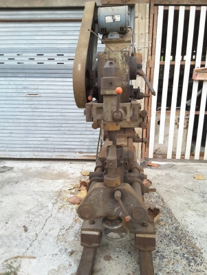 เครื่องตัดเหล็กแผ่นเก่าญี่ปุ่น ตามสภาพพร้อมใช้ hotta ราคา 35,000บาท