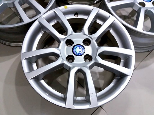 4300/4วงล้อ16นิ้ว  5ก้านคู่ toyota ได้  4รู100 ได้ครับ สวยเดิม ตจวส่งได้ครับ