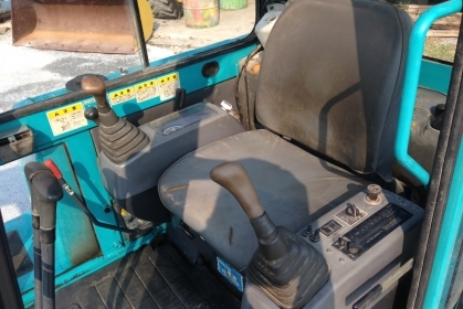 KUBOTA K-035 พร้อมหัวเก๋ง สวยๆจากญี่ปุ่น พร้อมใช้งานเลย โทร.090-986-2521 อ๊อบ KUBOTA K-035 พร้อมหัวเก๋ง สวยๆจากญี่ปุ่น พร้อมใช้งานเลย โทร.090-986-2521 อ๊อบ