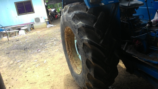 ขายรถไถฟอร์ด77