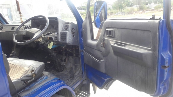 ขาย6ล้อดั้ม 115 แรทะเบียนพร้อมโอน