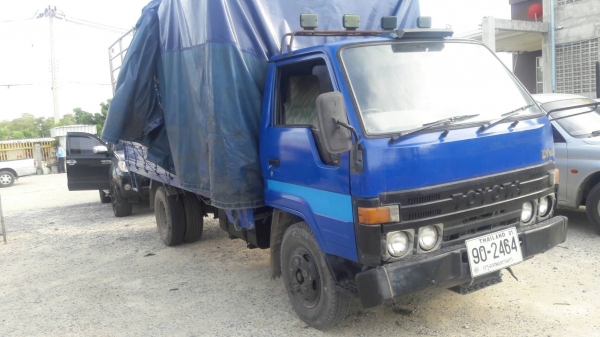 ขาย6ล้อดั้ม 115 แรทะเบียนพร้อมโอน