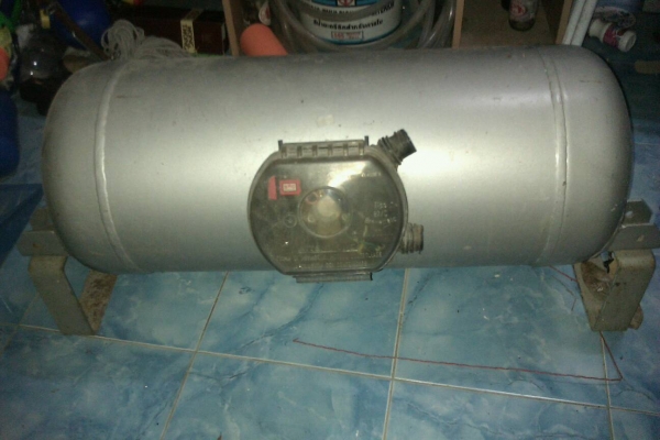 ถังแก๊สรถยนต์  ขนาด 48 ลิตร กับ58 2ใบ 1400