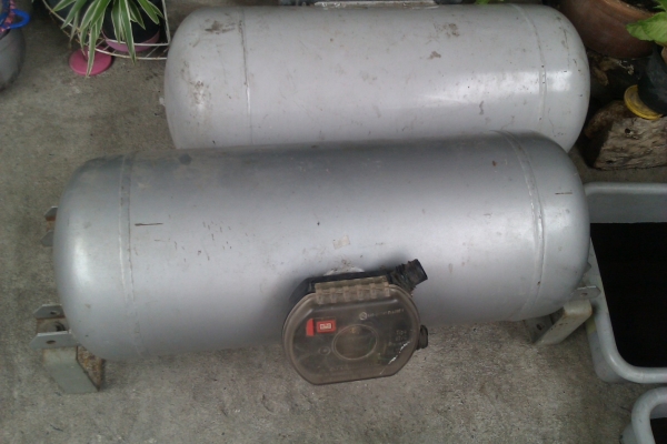 ถังแก๊สรถยนต์  ขนาด 48 ลิตร กับ58 2ใบ 1400