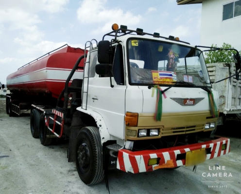 ขาย 695,000 หัวลากพร้อมหางถังน้ำมัน 32,000 L.HINO 285 แรง2 เพลาหัวบางยางดีคัชซีสวยรถพร้อมใช้เอกสารพร้อมโอน 090-772-3710 090-772-3708
