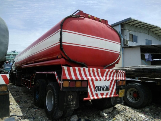ขาย 695,000 หัวลากพร้อมหางถังน้ำมัน 32,000 L.HINO 285 แรง2 เพลาหัวบางยางดีคัชซีสวยรถพร้อมใช้เอกสารพร้อมโอน 090-772-3710 090-772-3708