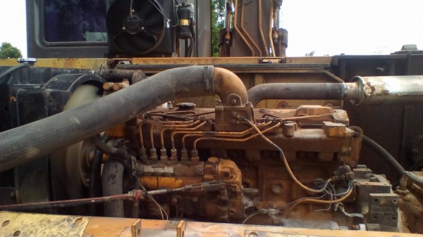 **365,000 บ.ต่อรอง/// แบคโฮ KOMATSU PC120-3 เครื่อง/ปั้ม เดิม แน่น แรง ไม่โหลด บูมอาร์มสวย บุ้งกี๋หนา เอวแน่น ช่วงล่าง70\% โซ่หนา แทร็กสวย เฟรมไม่มีปะ โรลเลอร์ ครบ สป็อคเก็ต60\% เก๋งสวย แอร์เย็น รถทำงานอยู่ เร็ว แรง คล่องตัว ตามสภาพ พร้อมลุย เอกสารสัญญาซื้อ