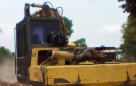 **365,000 บ.ต่อรอง/// แบคโฮ KOMATSU PC120-3 เครื่อง/ปั้ม เดิม แน่น แรง ไม่โหลด บูมอาร์มสวย บุ้งกี๋หนา เอวแน่น ช่วงล่าง70\% โซ่หนา แทร็กสวย เฟรมไม่มีปะ โรลเลอร์ ครบ สป็อคเก็ต60\% เก๋งสวย แอร์เย็น รถทำงานอยู่ เร็ว แรง คล่องตัว ตามสภาพ พร้อมลุย เอกสารสัญญาซื้อ