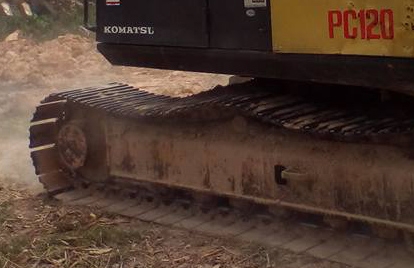 **365,000 บ.ต่อรอง/// แบคโฮ KOMATSU PC120-3 เครื่อง/ปั้ม เดิม แน่น แรง ไม่โหลด บูมอาร์มสวย บุ้งกี๋หนา เอวแน่น ช่วงล่าง70\% โซ่หนา แทร็กสวย เฟรมไม่มีปะ โรลเลอร์ ครบ สป็อคเก็ต60\% เก๋งสวย แอร์เย็น รถทำงานอยู่ เร็ว แรง คล่องตัว ตามสภาพ พร้อมลุย เอกสารสัญญาซื้อ