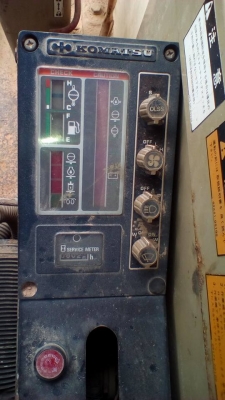 **365,000 บ.ต่อรอง/// แบคโฮ KOMATSU PC120-3 เครื่อง/ปั้ม เดิม แน่น แรง ไม่โหลด บูมอาร์มสวย บุ้งกี๋หนา เอวแน่น ช่วงล่าง70\% โซ่หนา แทร็กสวย เฟรมไม่มีปะ โรลเลอร์ ครบ สป็อคเก็ต60\% เก๋งสวย แอร์เย็น รถทำงานอยู่ เร็ว แรง คล่องตัว ตามสภาพ พร้อมลุย เอกสารสัญญาซื้อ