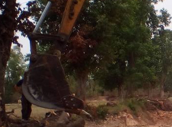 **365,000 บ.ต่อรอง/// แบคโฮ KOMATSU PC120-3 เครื่อง/ปั้ม เดิม แน่น แรง ไม่โหลด บูมอาร์มสวย บุ้งกี๋หนา เอวแน่น ช่วงล่าง70\% โซ่หนา แทร็กสวย เฟรมไม่มีปะ โรลเลอร์ ครบ สป็อคเก็ต60\% เก๋งสวย แอร์เย็น รถทำงานอยู่ เร็ว แรง คล่องตัว ตามสภาพ พร้อมลุย เอกสารสัญญาซื้อ