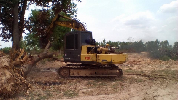 **365,000 บ.ต่อรอง/// แบคโฮ KOMATSU PC120-3 เครื่อง/ปั้ม เดิม แน่น แรง ไม่โหลด บูมอาร์มสวย บุ้งกี๋หนา เอวแน่น ช่วงล่าง70\% โซ่หนา แทร็กสวย เฟรมไม่มีปะ โรลเลอร์ ครบ สป็อคเก็ต60\% เก๋งสวย แอร์เย็น รถทำงานอยู่ เร็ว แรง คล่องตัว ตามสภาพ พร้อมลุย เอกสารสัญญาซื้อ