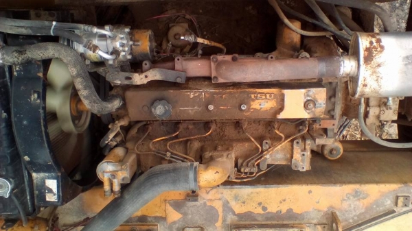 **365,000 บ.ต่อรอง/// แบคโฮ KOMATSU PC120-3 เครื่อง/ปั้ม เดิม แน่น แรง ไม่โหลด บูมอาร์มสวย บุ้งกี๋หนา เอวแน่น ช่วงล่าง70\% โซ่หนา แทร็กสวย เฟรมไม่มีปะ โรลเลอร์ ครบ สป็อคเก็ต60\% เก๋งสวย แอร์เย็น รถทำงานอยู่ เร็ว แรง คล่องตัว ตามสภาพ พร้อมลุย เอกสารสัญญาซื้อ