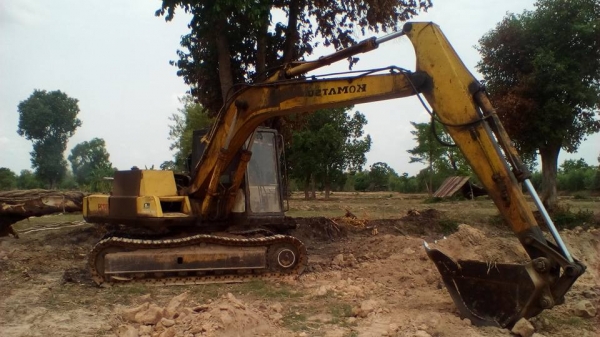 **365,000 บ.ต่อรอง/// แบคโฮ KOMATSU PC120-3 เครื่อง/ปั้ม เดิม แน่น แรง ไม่โหลด บูมอาร์มสวย บุ้งกี๋หนา เอวแน่น ช่วงล่าง70\% โซ่หนา แทร็กสวย เฟรมไม่มีปะ โรลเลอร์ ครบ สป็อคเก็ต60\% เก๋งสวย แอร์เย็น รถทำงานอยู่ เร็ว แรง คล่องตัว ตามสภาพ พร้อมลุย เอกสารสัญญาซื้อ