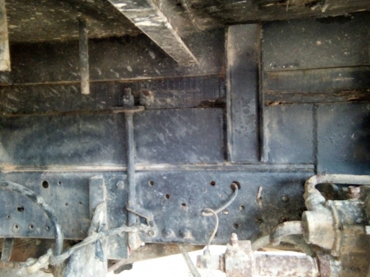 6ล้อดั้ม88แรง..ISUZU NKR เครื่อง 4JB1 ...ดั้มดิน ยาว3ม.เล่มพร้อม