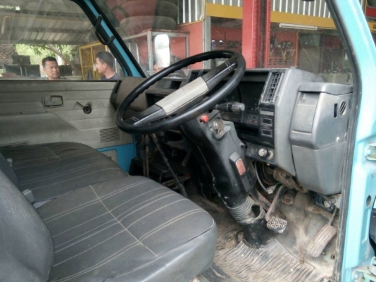 6ล้อดั้ม88แรง..ISUZU NKR เครื่อง 4JB1 ...ดั้มดิน ยาว3ม.เล่มพร้อม