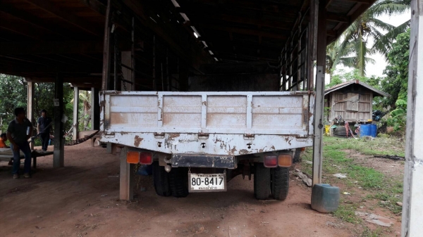 ขาย 6 ล้อใหญ่ ยาง 900 HINO KR320 กระบะยาว 5.50 เมตร เครื่อง EH700 168 แรงม้า วางหัวสิงไฮเทค คัสซีสวยตลอดเส้น พวงมาลัยพาวเวอร์ ทะเบียนพร้อมโอน