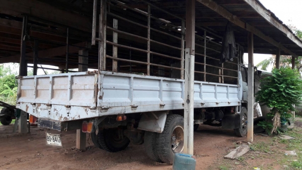 ขาย 6 ล้อใหญ่ ยาง 900 HINO KR320 กระบะยาว 5.50 เมตร เครื่อง EH700 168 แรงม้า วางหัวสิงไฮเทค คัสซีสวยตลอดเส้น พวงมาลัยพาวเวอร์ ทะเบียนพร้อมโอน