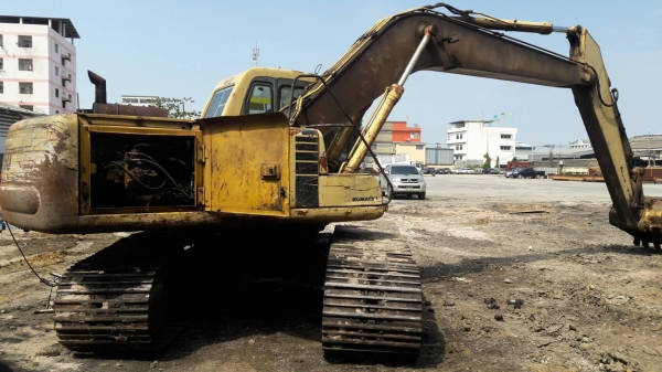 Komatsu   PC200-6