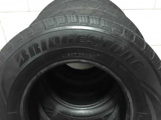 ขายยาง Bridgestone LEO 677 ขอบ14" จำนวน 3 เส้น