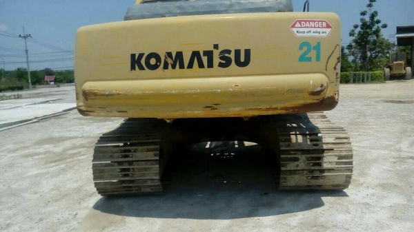 ขาย KOMATSU PC 200-6 สภาพสวยพร้อมใช้ ติดต่อ คุณ อ๊อฟ พิจิตร 086-737-9991 ขาย KOMATSU PC 200-6 สภาพสวยพร้อมใช้ ติดต่อ คุณ อ๊อฟ พิจิตร 086-737-9991