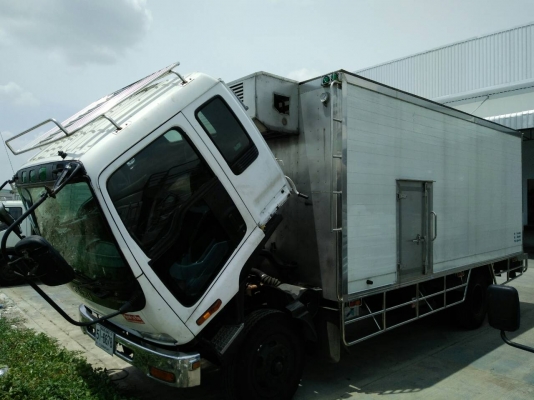 ขาย 395,000บ ต่อรองได้ (เฉพาะหัว+แคชชี) หกล้อ อีซูชุ FRR175ช่วงยาว 6.20ม รถสภาพดี หัวเก๋งสวย พร้อมใช้งาน ทะเบียนพร้อมโอน ขายเฉพาะ หัว+แคชชี ราคา 425,000บ ต่อรองได้