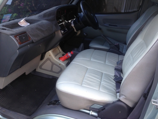 รถมือเดียว ปี05 ไมล์แท้ 59,000กม. ใช้น้อยสภาพ เดิมทั้งคัน ภายในVIP สภาพนี้หาไม่มีแล้วคับ รถมือเดียว ปี05 ไมล์แท้ 59,000กม. ใช้น้อยสภาพ เดิมทั้งคัน ภายในVIP สภาพนี้หาไม่มีแล้วคับ