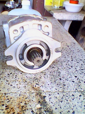 ขายปั้มไฮโดรลิกรถเครน 3ตัน 5500 บาทโทร0906208746