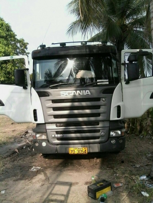 ขายหัวลาก SCANIA สีขาว จดทะเบียน ปี 2551